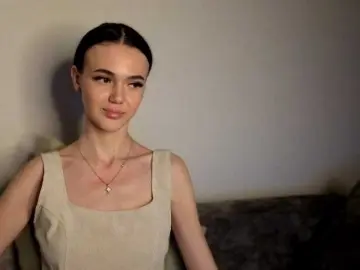 Bongacams Nude Webcam of Lola-Lush