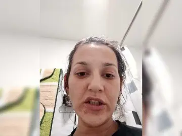 Bongacams Watch Live Sex Cams of karolinahotbaby