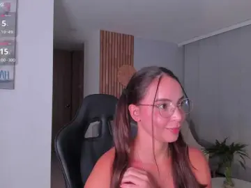 Bongacams Live Sex Cam of AnnieeHall