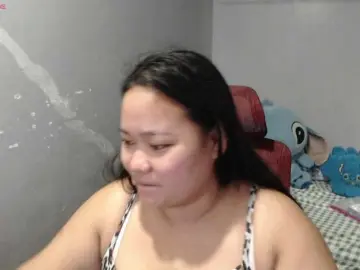 Bongacams Nude Webcam of BubbleButtPinay