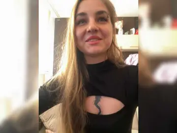 Bongacams Watch Live Sex Cams of KrisVXN0