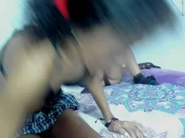 Bongacams Adult Webcam of cumloves