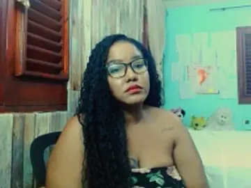 Bongacams Free Live Porn of sarahlove16