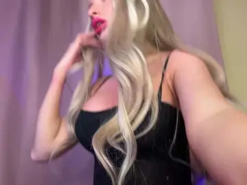 Bongacams Best live sex cam show of GoldPussy69