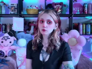 Bongacams Nude Webcam of Devil-Baby