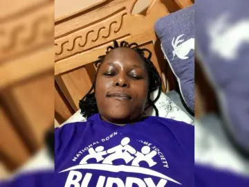 Bongacams Watch Live Sex Cams of IvyTfan