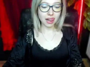 Bongacams Nude Webcam of xxHeidiLove