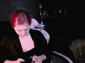 Bongacams Watch Live Sex Cams of mymoonstar