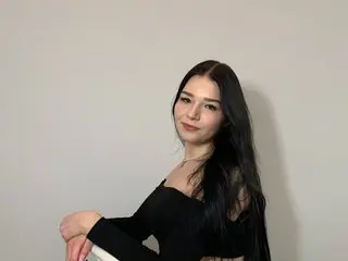 AvaPretty