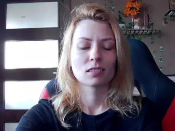 Bongacams Free Live Porn of karo131324