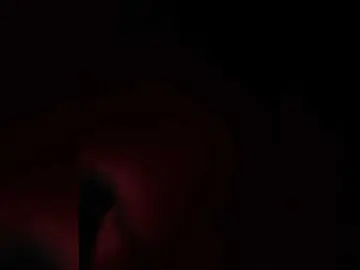 Bongacams Sex Cam of Daddysbitchgil