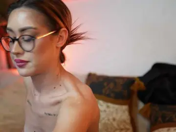 Bongacams Best Webcam of AileenKiss