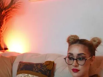 Bongacams Watch Live Sex Cams of AileenKiss