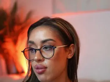 Bongacams Live Sex of AileenKiss