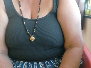 Bongacams Watch Live Sex Cams of TABOOBREAKERS