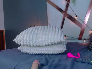 Bongacams Sex Cam of Mia-Anderson