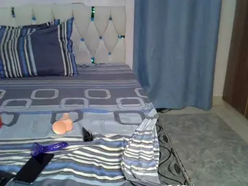 Bongacams Best live sex cam show of PetiteNoir