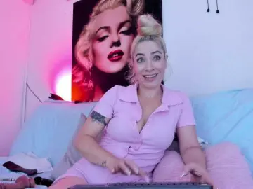 Bongacams Watch Live Sex Cams of viktoria-davis