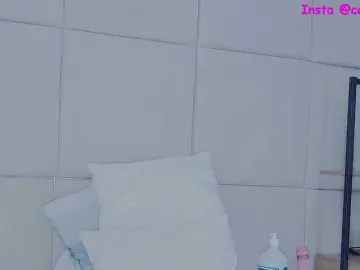 Bongacams Watch Live Sex Cams of Soraafire