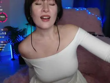 Bongacams Nude Webcam of Zeeeme