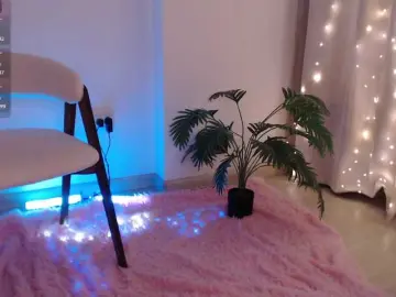Bongacams Best live sex cam show of Zeeeme