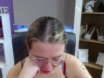 Bongacams Watch Live Sex Cams of soft-zoey