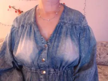 Bongacams Watch Live Sex Cams of goodSnowQueen