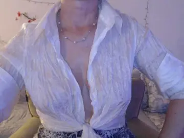 Bongacams Adult Webcam of goodSnowQueen