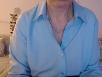 Bongacams Watch Live Sex Cams of goodSnowQueen