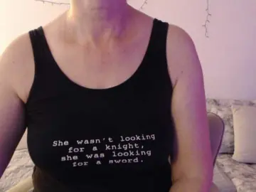 Bongacams Free Live Porn of goodSnowQueen
