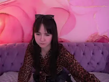 Bongacams Free Live Porn of BerryDiva