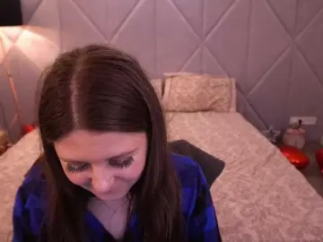 Bongacams Live Sex Cam of CraveeDoll