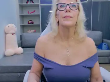 Bongacams Adult Webcam of FitCougar