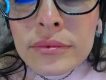 Bongacams Live Sex Cam of alexandra-94