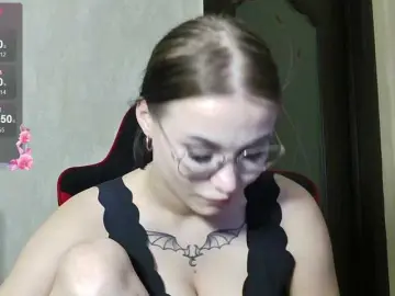 Bongacams Adult Webcam of BattyHils