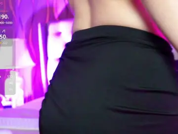 Bongacams Free Porn Cam of FoxyAmber