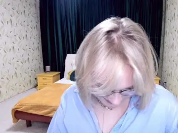 Bongacams Live Porn of CloeHarris