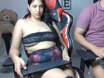 Bongacams Adult Webcam of Emy23Jack23