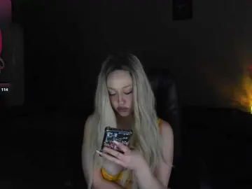 Bongacams Live Sex of WhiteKitsu