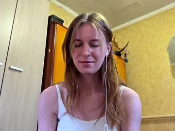 Bongacams Live Sex Cam of CharissePopowski