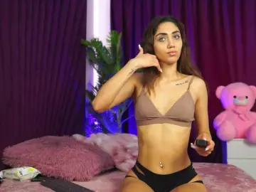 Bongacams Best Webcam of LucyCherry