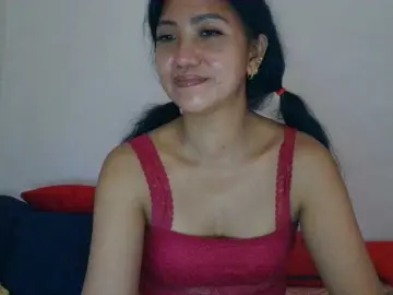 Bongacams Watch Live Sex Cams of jennahshampoo