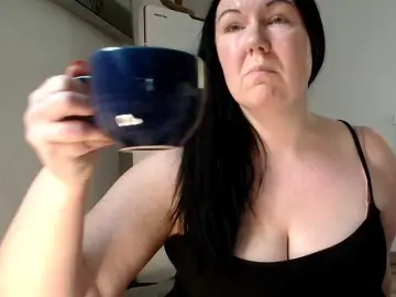 Bongacams Free Porn Cam of p6w-official