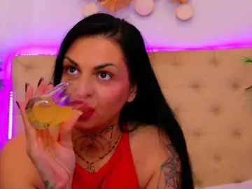 Bongacams Free Porn Cam of NickyInk