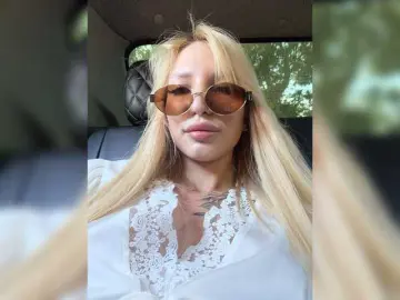 Bongacams Best Webcam of EwaBrown
