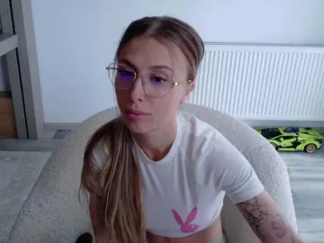 Bongacams Private Sex Chat of DiddySweet1