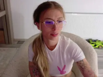 Bongacams Sex Cam of DiddySweet1