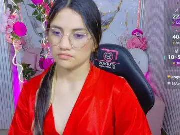 Bongacams Watch Live Sex Cams of Chiara-tay