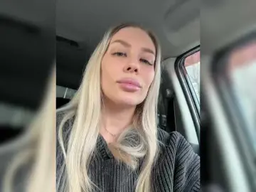 Bongacams Adult Webcam of Lovensesgirl