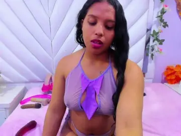 Bongacams Live Sex Cam of SquirtDirty